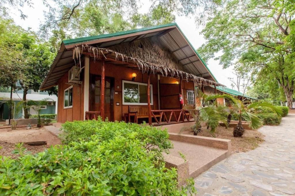 Varee Valley Resort And Restaurant كونكين المظهر الخارجي الصورة